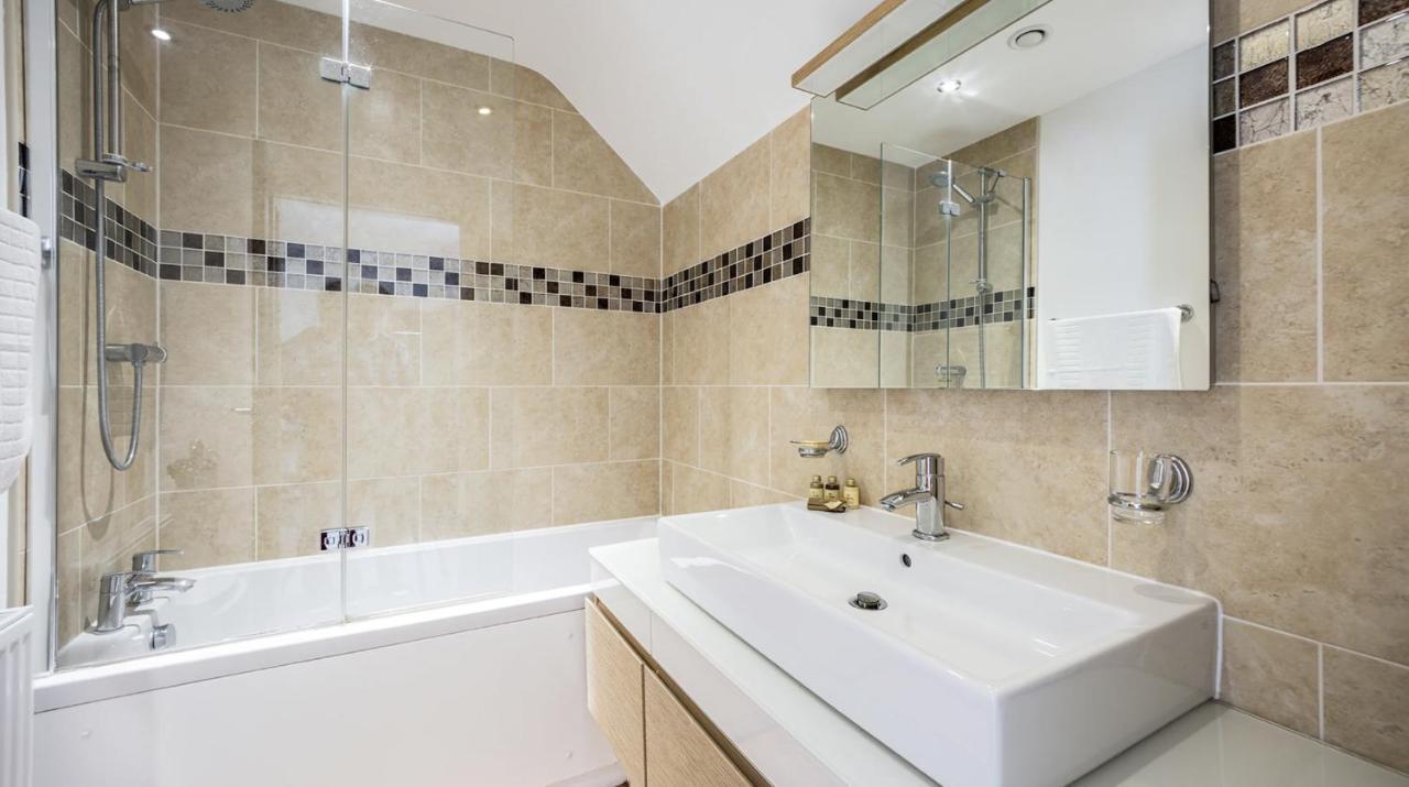 Stunning Barn Conversion With Hot Tub And Alpacas - Ty Cerrig Barn *