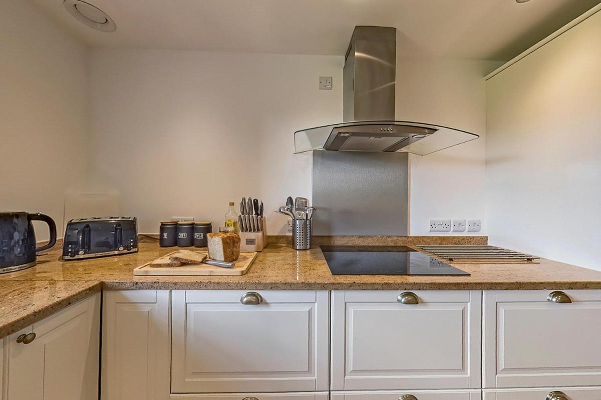 Holiday home Stunning Barn Conversion With Hot Tub And Alpacas - Ty Cerrig Barn